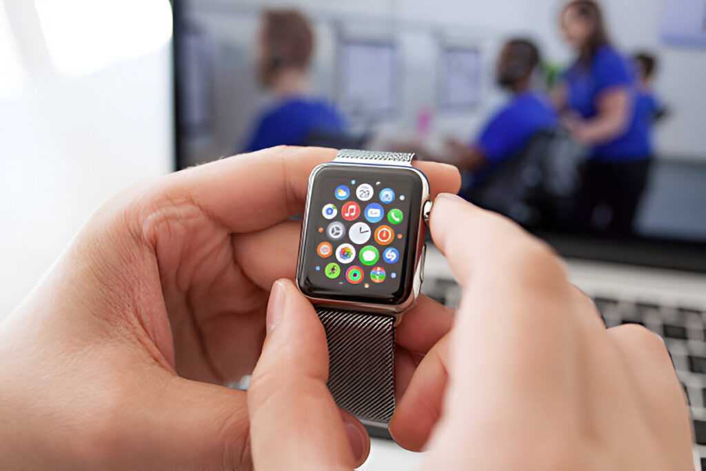 Apple Watch still equal to Smartwatch?